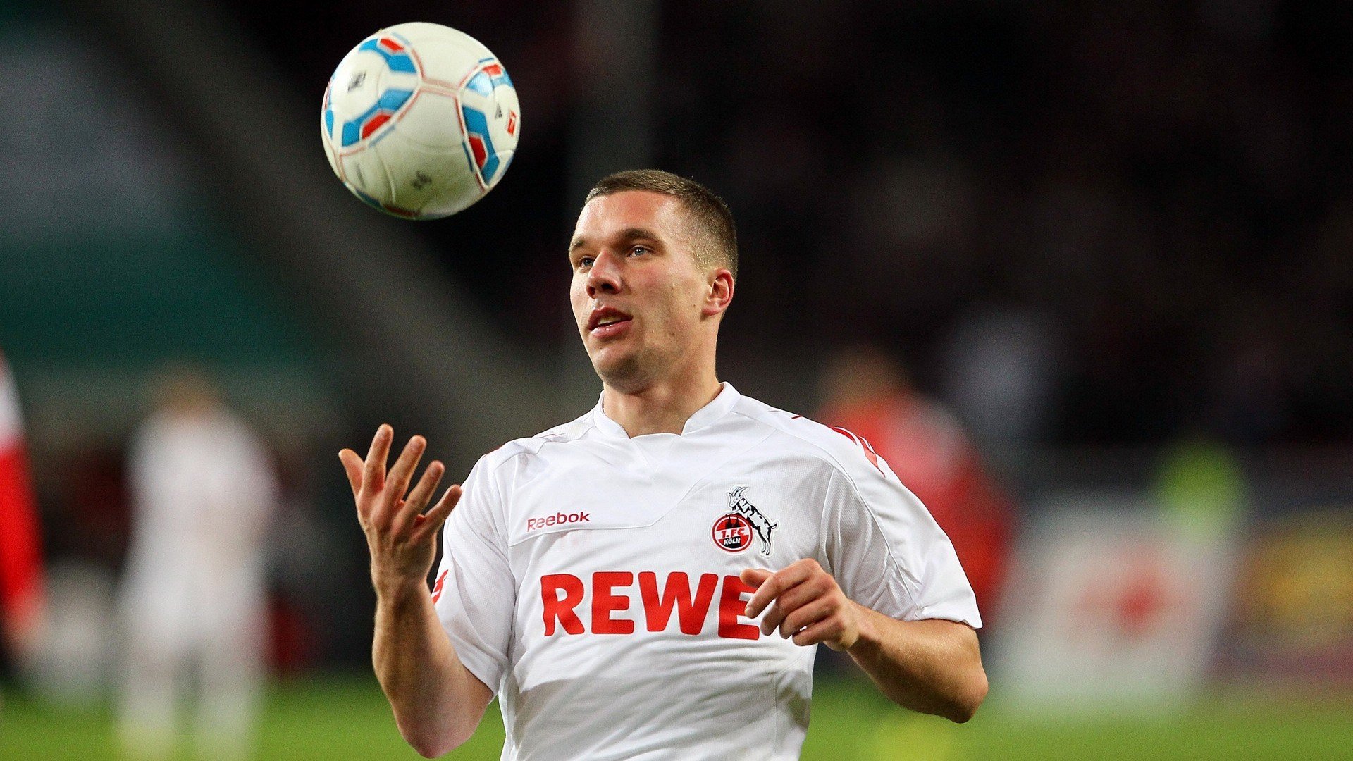 无路可退!姆巴佩读秒绝杀,厄瓜多尔绝望倒下!